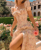 Uzun Yırtmaç Detaylı Çiçekli Elbise Bej