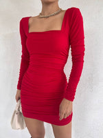 Mini Büzgülü Kare Yaka Elbise Kırmızı
